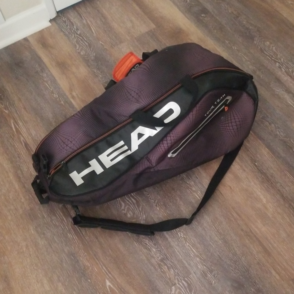 Tennis bag